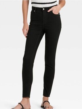 Universal Thread Black High-Rise Skinny Jeans